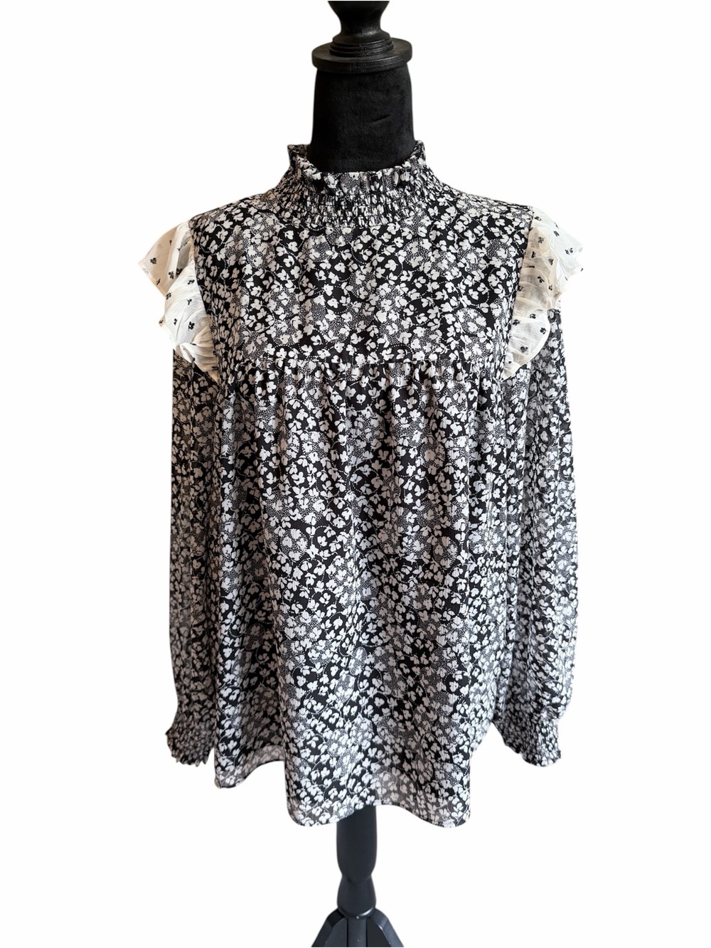 Ann Taylor Factory Black & White Floral Smocked Ruffle Shoulder Blouse